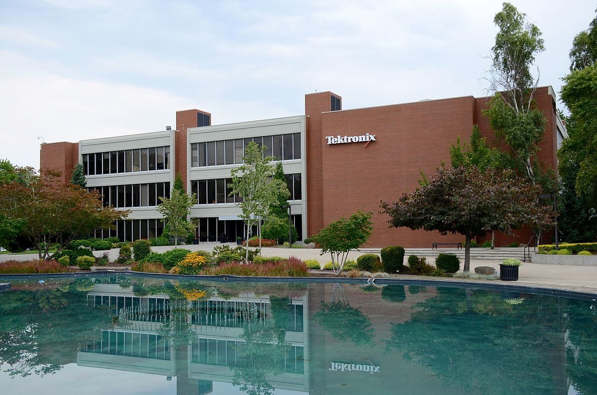 InFocus Corporation 利用 SOLIDWORKS PROFESSIONAL 重新诠释移动投影技术