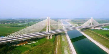 BIM技术在商登高速郑州境段跨南水北调总干渠特大矮塔斜拉桥中的应用