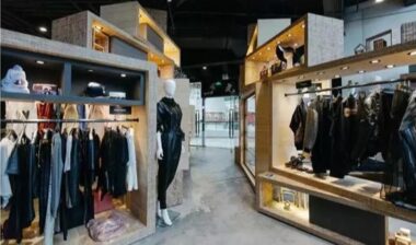 服装零售商越来越难做怎么办？出路在哪里？