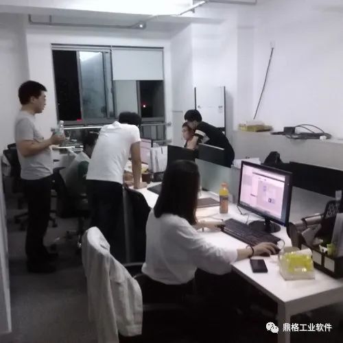 十年相伴,拾光有你——鼎格工业软件喜迎十周年司庆