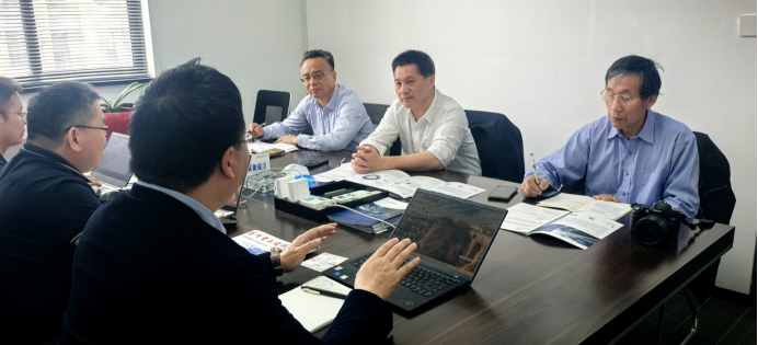 苏州市电器工业协会领导一行莅临杰信软件考察调研