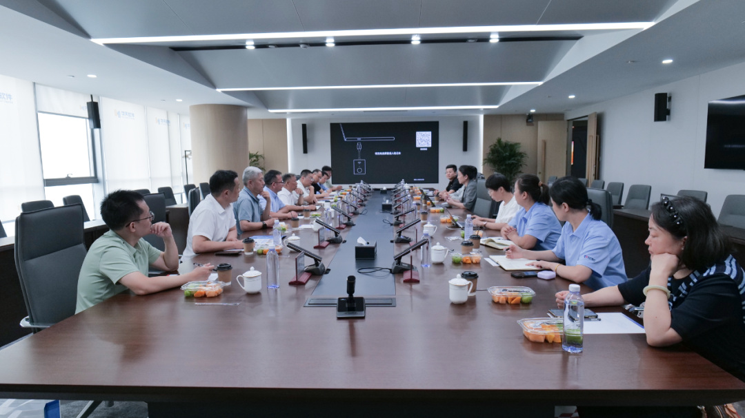 产教融合 智绘未来|山东校企合作发展研究院企业家代表团赴华天软件考察交流
